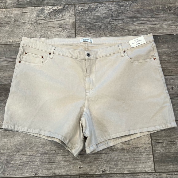 Abercrombie & Fitch Pants - Abercrombie & Fitch women's The Dad Short High Rise‎ 37/24 beige jean shorts NWT